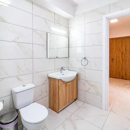 Apartament Adolina By Ezoria *