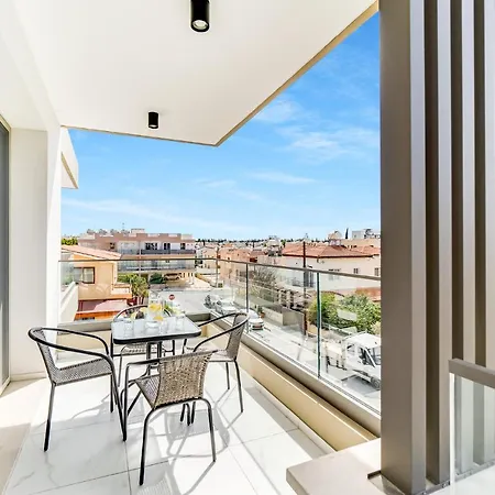 Apartament Adolina By Ezoria Pafos